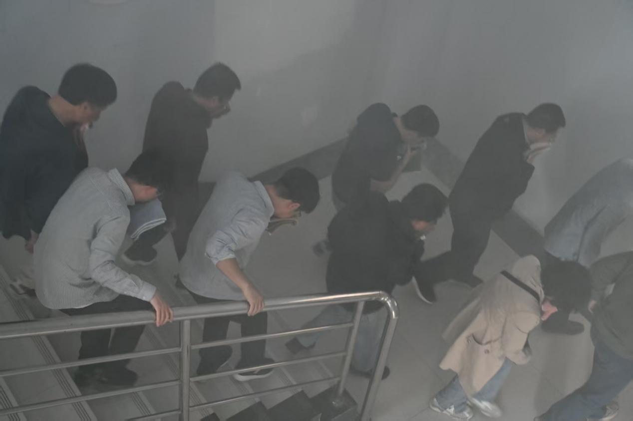 106E1